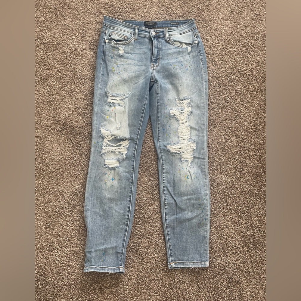 Judy Blue Distressed Straight Jeans